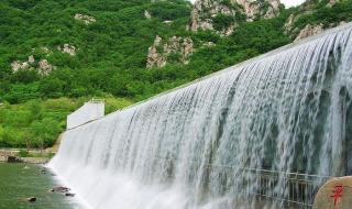 天门山是哪个省的旅游景点 天门山是哪个省的旅游景点