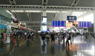 高铁坐出地铁既视感 高铁坐出地铁既视感