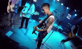 我不曾爱过你我自己骗自己 我不曾爱过你我自己骗自己